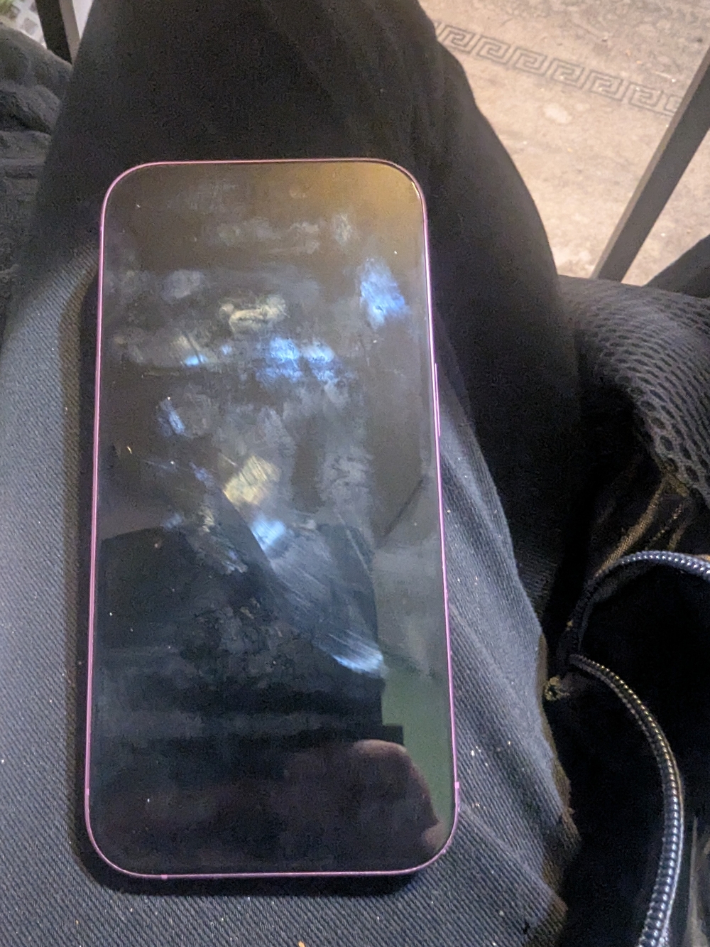 Apple iPhone Pink Front Display